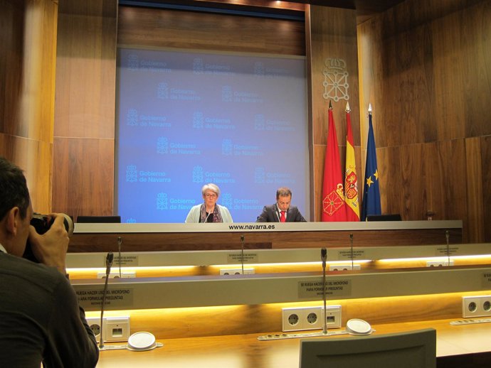 Rueda de prensa de Lourdes Goicoechea y Juan Luis Sánchez de Muniáin.