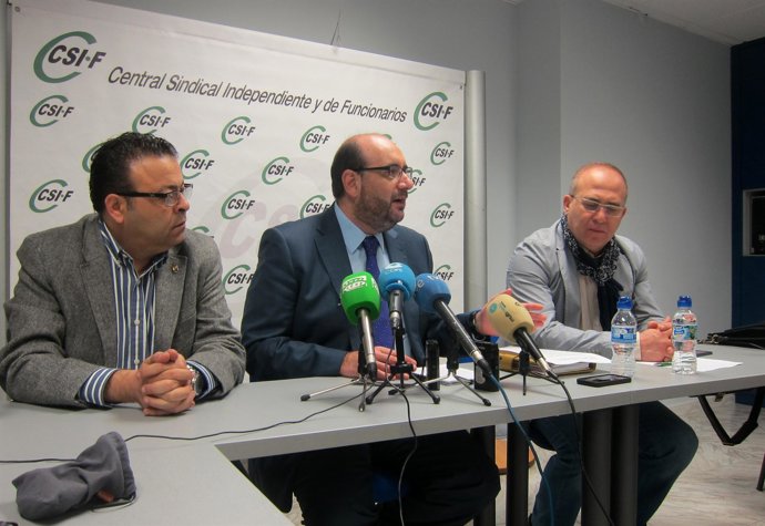 Joaquín Álvarez, Miguel Borra y José Luis Heredia, hoy en rueda de prensa.