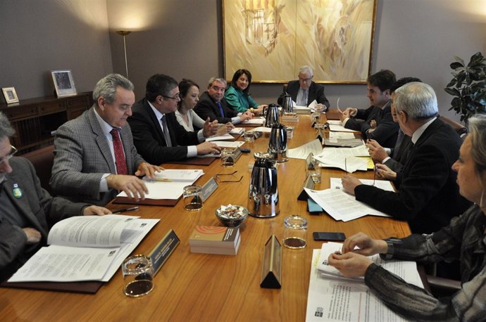 Reunión de la Mesa de las Cortes de Aragón
