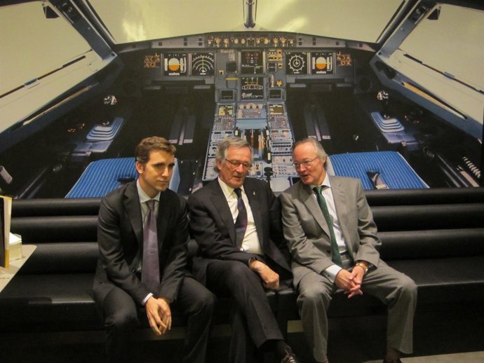 Manuel Vallet, Xavier Trias y Josep Piqué