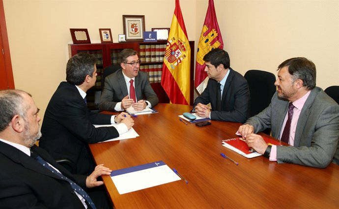 Reunión de Marín y Ávila