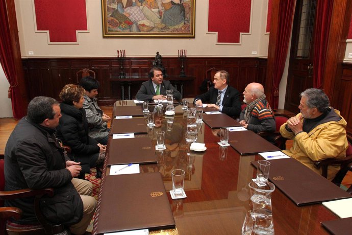 08 04 13 ALCALDÍA Preferentes Y Fábrica De Armas