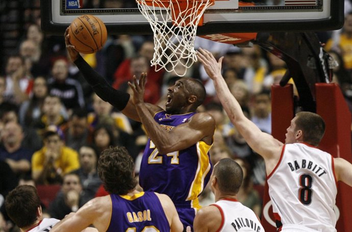 Kobe Bryant y Pau Gasol en el Los Angeles Lakers - Portland Trail Blazers