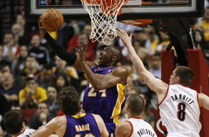 Kobe Bryant y Pau Gasol en el Los Angeles Lakers - Portland Trail Blazers