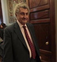 Posada tacha de "incidente menor" la expulsión de la tribuna de Tardà por hablar en catalán 