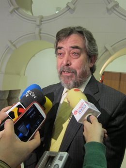 El alcalde de Zaragoza y senador, Juan Alberto Belloch