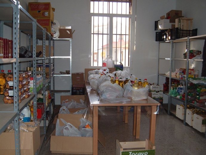 Nuevo servicio municipal de reparto de alimentos en Alagón