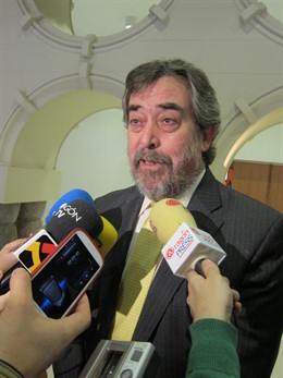 El alcalde de Zaragoza y senador, Juan Alberto Belloch