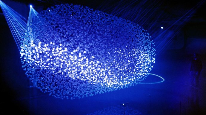  'Fluidic Sculpture In Motion'  De Hyundai