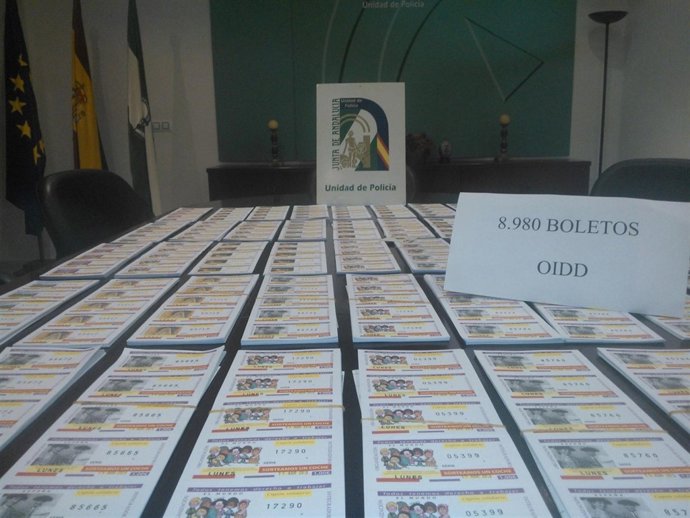 Boletos de lotería intervenidos 