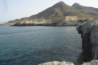 Martín (IU) cree que el litoral almeriense "siempre tiene encima la espada de Damocles" con la Ley de Costas