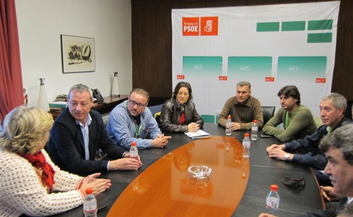 Reunión del Grupo Socialista con representantes de Santa Bárbara