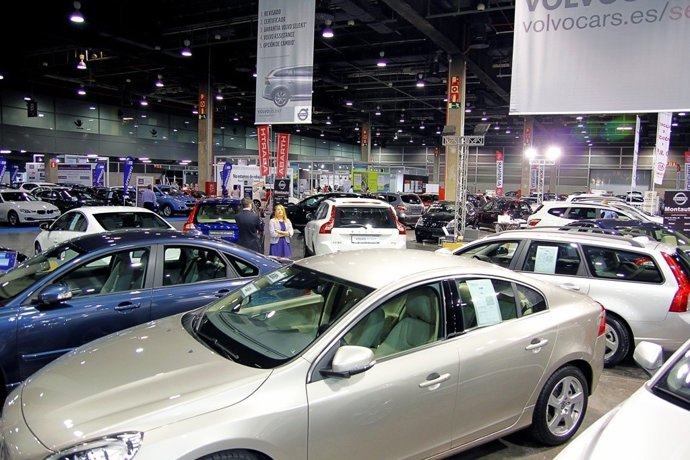 Vehículos en la Feria de ocasión