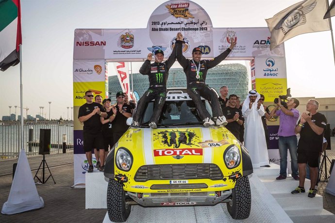 Nani Roma y Michel Périn en el Rally de Abu Dhabi