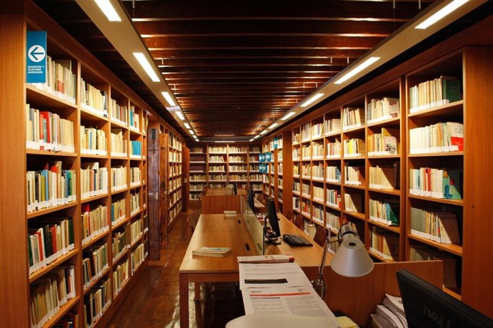 Centro De Documentación De Canarias Y América