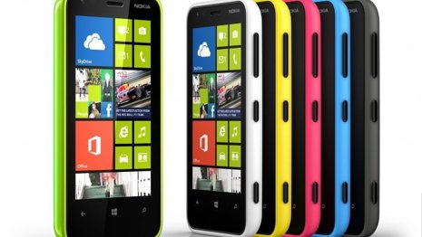 Smartphone con Windows Phone 8 Nokia Lumia 620