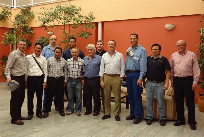 Representantes Del Gobierno De Indonesia Visitan Atlantic Copper.