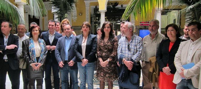 17 Municipios Sevillanos Firman El Programa Andaluz En Defensa De La Vivienda.