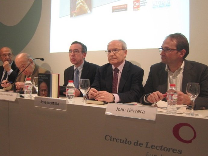 Jordi Pujol y José Montilla, y el líder de ICV, Joan Herrera