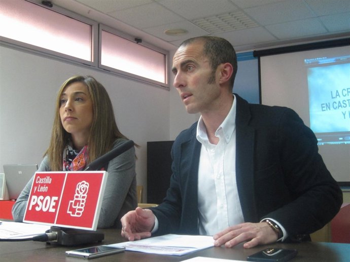 Julio López junto a Beatriz Martín