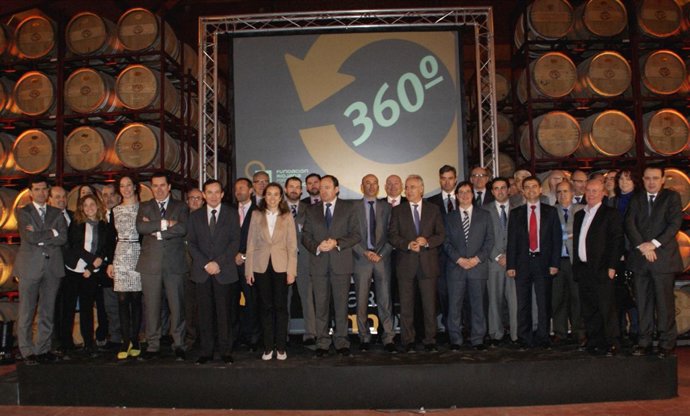 Encuentro organizado por los patronos de la Fundación para promover proyectos