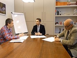 Firma del convenio entre el Gobierno, la Fundación Anafe-Cite y Cruz Roja