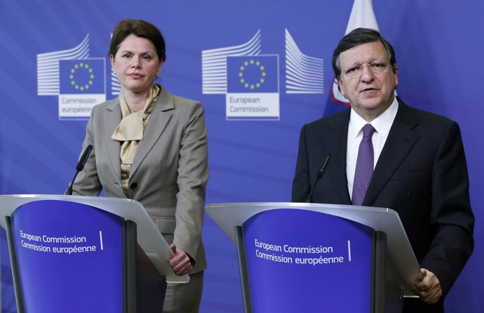 Barroso y la primera ministra de Eslovenia, Bratusek