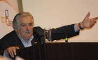 Uruguay/España.- Uruguay prepara en Madrid la visita de Mujica a España a finales de mayo