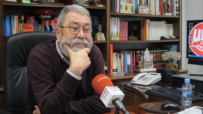 Entrevista al secretario general de UGT, Cándido Méndez