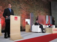 López Aguilar aboga por un debate fiscal en Europa para corregir "injusticias" y en España para mantener modelo social