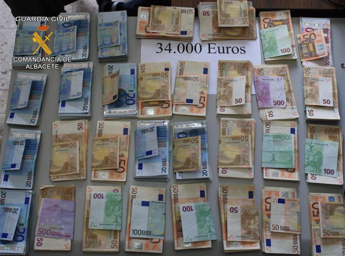Dnero incautado
