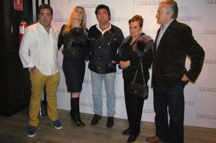 Rafi Camino con su familia