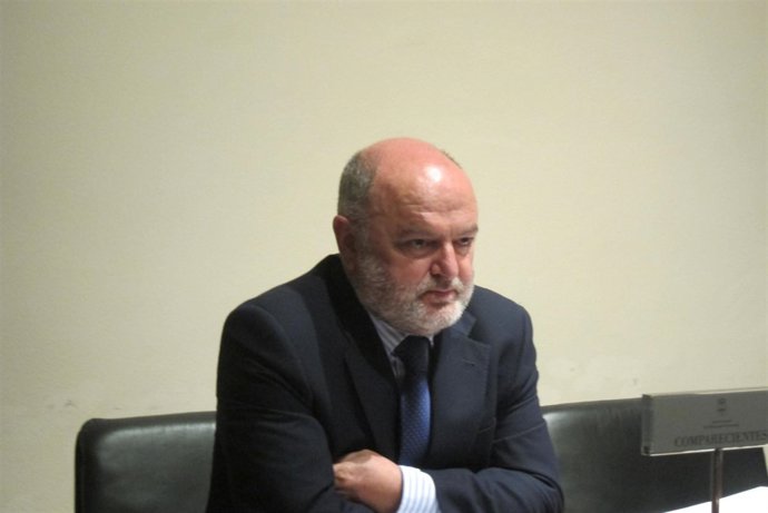 José Luis Villaverde.