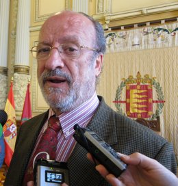 Francisco Javier León de la Riva, alcalde de Valladolid.