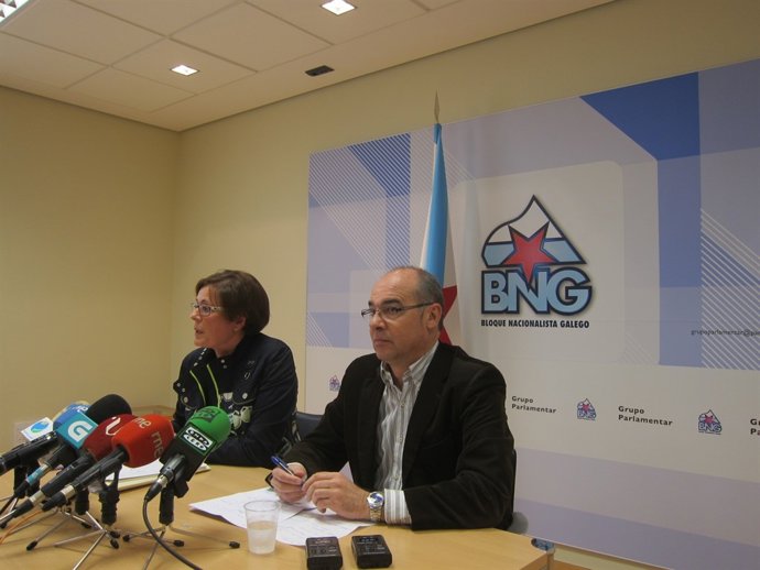 Jorquera y Carme Adán en rueda de prensa