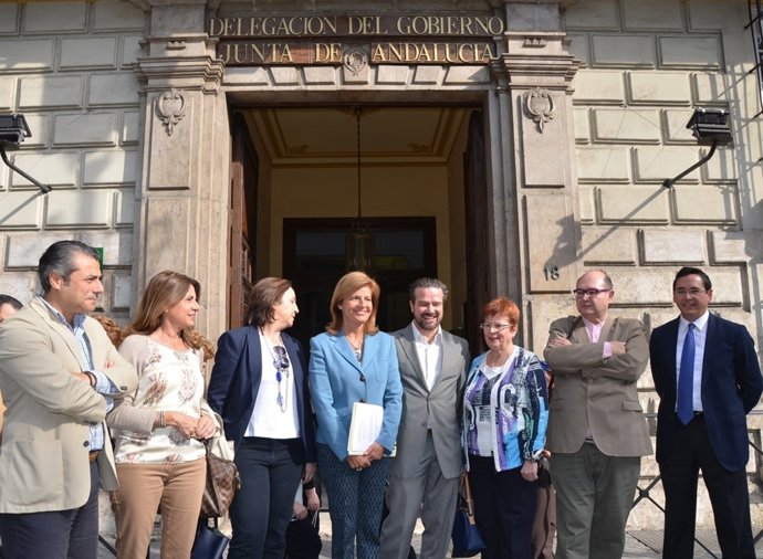 Los parlamentarios andaluces del PP por Málaga piden citas con el delegado Junta