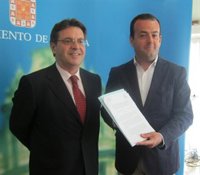 Los jubilados y familias numerosas de categoría especial viajarán gratis en autobús hasta 2016