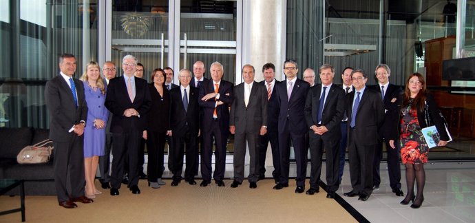 El ministro de Asuntos Exteriores, J.M. García-Margallo, con empresarios