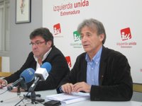 IU apoyará "por supuesto" las comisiones parlamentarias propuestas por el PSOE sobre inundaciones y fraude fiscal