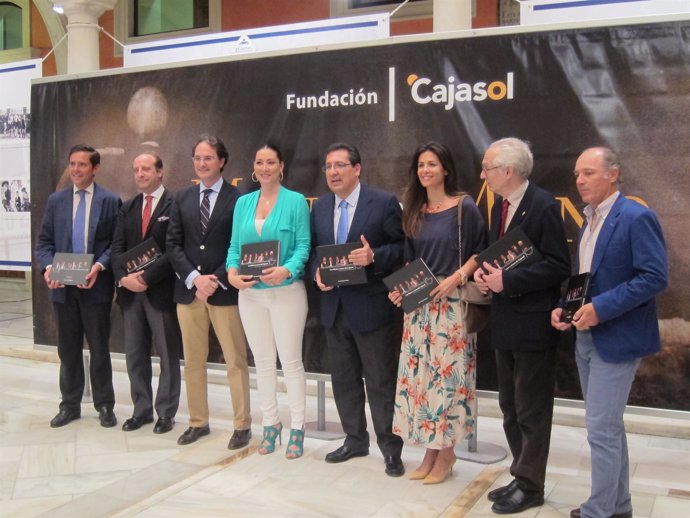 Presentación del libro 'Los Mano a mano de Cajasol'