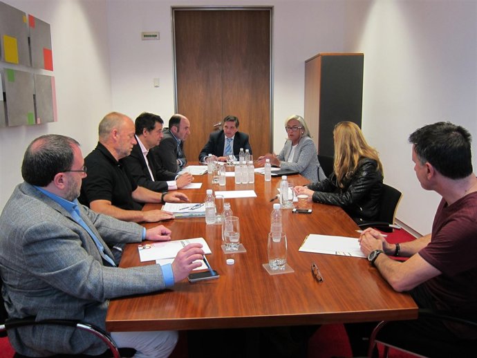 Constitución de la Mesa por el Empleo.