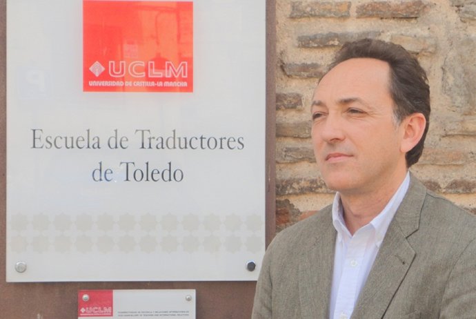 Luis Miguel Pérez, director de Escuela de Traductores