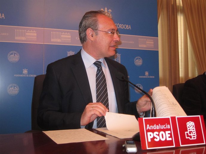 Durán en rueda de prensa