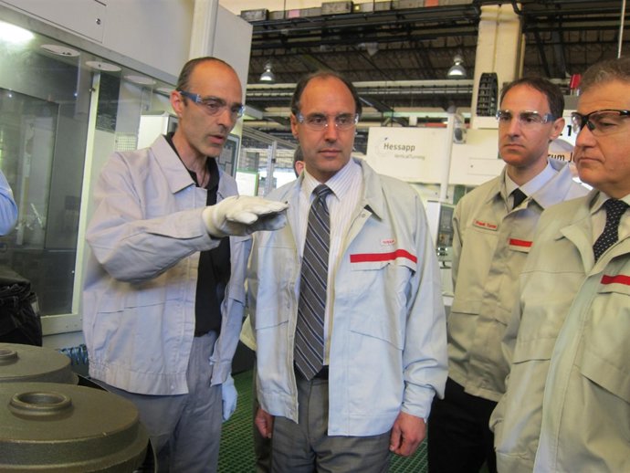 Visita a las instalaciones de la planta Nissan