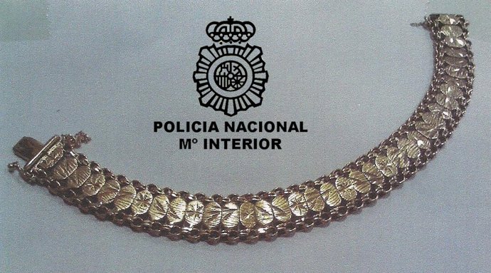 Pulsera sustraída
