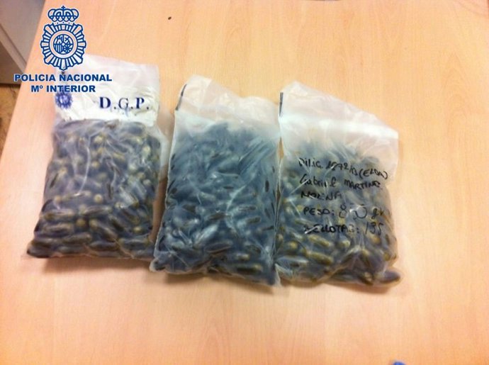 Bellotas de hachís intervenidas a un grupo desarticulado en Elda