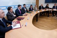 Entidades financieras se comprometen a una moratoria y nuevos préstamos para dar liquidez a las granjas de leche