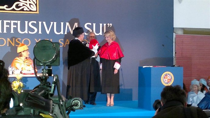 Esperanza Aguirre, Doctora Honoris Causa