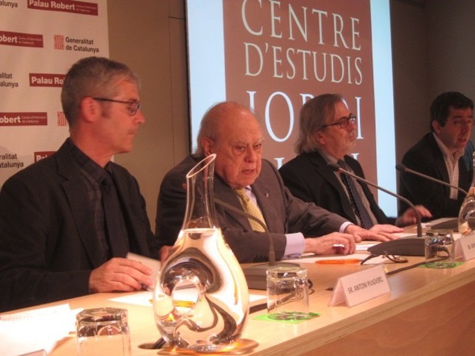 Jordi Pujol en un debate sobre la relevancia de Salvador Espriu