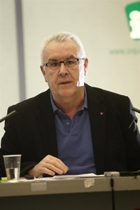 IU reta a Gallardón a empezar aplicando la inhabilitación cautelar de imputados en el PP y sus cien encausados en Gürtel